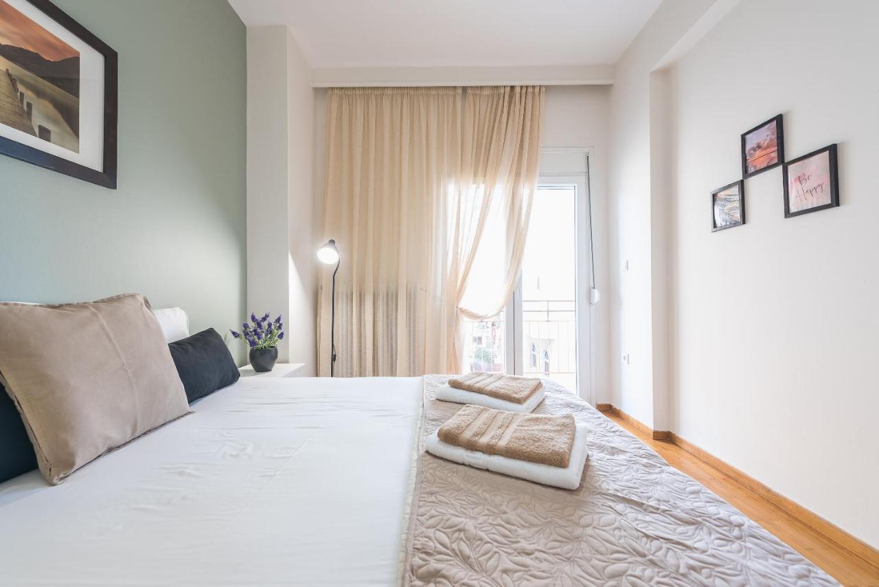 Sophisticated Family House With Acropolis View Apartment เอเธนส์ ภายนอก รูปภาพ